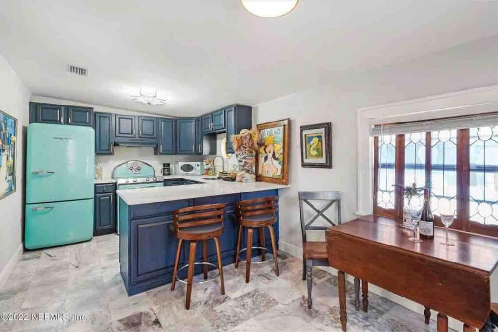 Stylish Bungalow Near Dining, Parks & Entertainment Jacksonville Dış mekan fotoğraf